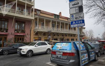В Тбилиси увеличат штрафы за нарушение правил парковки