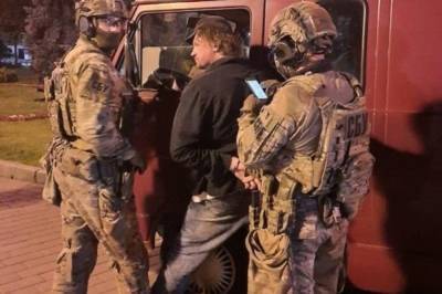 В МВД объяснили, зачем спецназ штурмовал автобус уже после задержания луцкого террориста