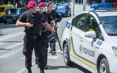 В Харькове полиция проверила информацию о возможном захвате заложников