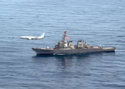 Российский флот отгоняет учения НАТО от берегов Крыма