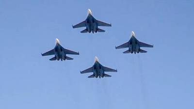 День ВМФ: над Владивостоком пролетят "Русские витязи"