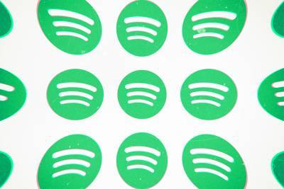 В Spotify появилась поддержка видеоподкастов
