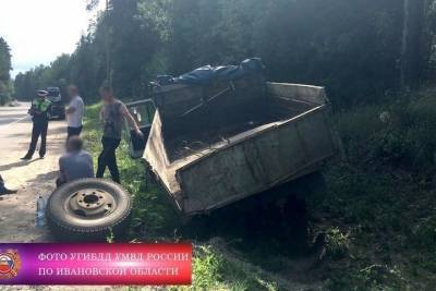 В аварии, произошедшей в Ивановском районе, множественные травмы получила 15-летняя девочка