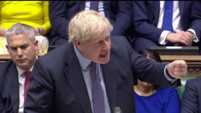 Премьер и лидер оппозиции поспорили в британском парламенте о России