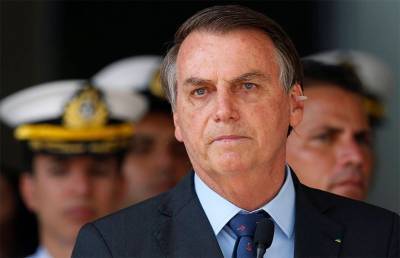Президент Бразилии сдал третий положительный тест на COVID-19