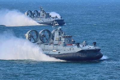 Popular Mechanics объяснило, в чем уникальность российских кораблей «Зубр»