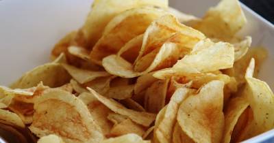 Почему тянет на чипсы: мнение калининградского диетолога