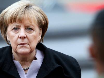 «Альтернатива для Германии» подала жалобу на Меркель в суд