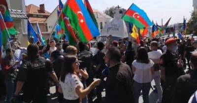 В Молдавии азербайджанцы подрались с армянами