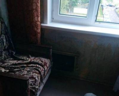 Годовалая девочка выпала из окна четвертого этажа в Минске