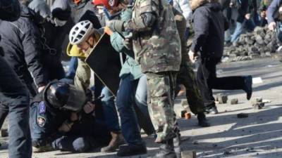 Трамп проиллюстрировал в Facebook тему уличного насилия фотографией с Евромайдана в Украине