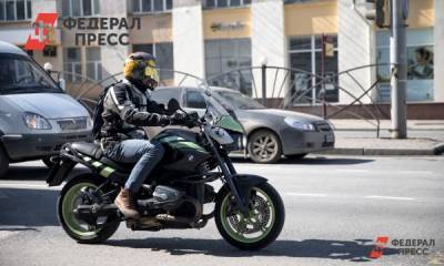 Российским мотоциклистам могут запретить лавировать среди автомобилей
