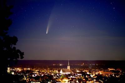 Самая яркая за последние семь лет комета приблизится к Земле