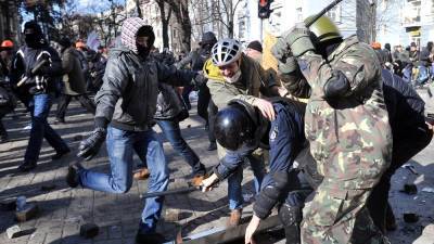 Штаб Трампа проиллюстрировал ужасы гражданского хаоса фотографией с украинского Евромайдана