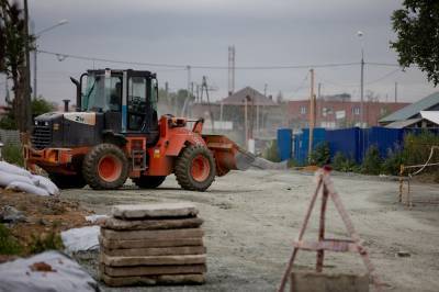 Ремонтировать участок улицы Железнодорожной в Южно-Сахалинске планируют до конца сентября