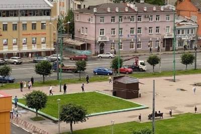 В Ярославле начали эвакуировать на штрафстоянку неправильно припаркованные авто