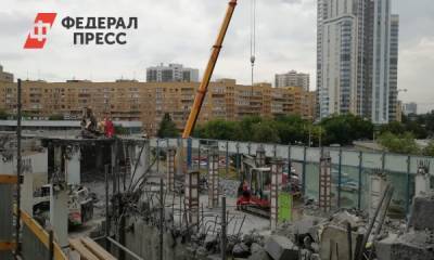 «Судебная власть для них не указ?». УГМК обвинили в повреждении здания в центре Екатеринбурга