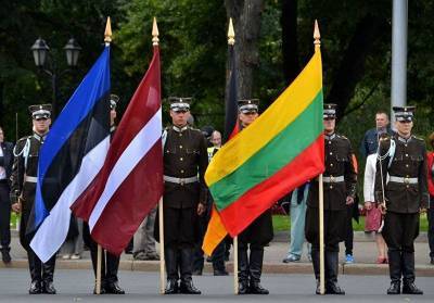 Прибалтийские страны с подачи США опять обвинили РФ в «переписывании истории»