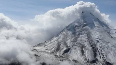На Ключевском вулкане нашли тело альпиниста, у которого отказали ноги
