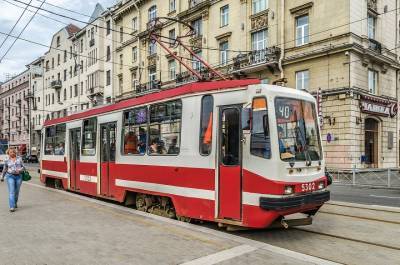 В Кировском и Выборгском районах Петербурга на выходных изменятся маршруты трамваев