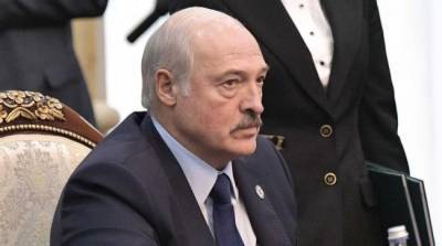 Лукашенко пообещал белорусам сложные времена после выборов