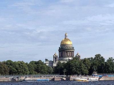 За поездки в Петербург туристы получат кэшбэк