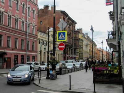 «Это рейдерство чистой воды»: Петербуржцев возмутило предложение выселить жителей улицы Рубинштейна