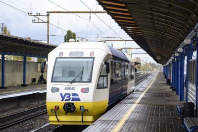 "Укрзализныця" изучает возможность приобретения "электричек" и поездов в Швейцарии