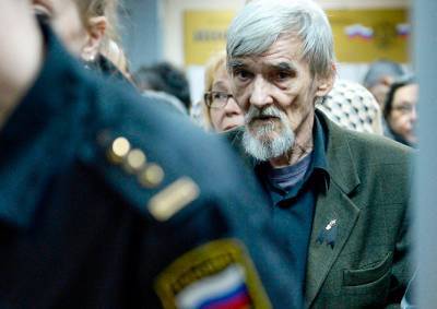 Чехия осудила приговор российскому историку Юрию Дмитриеву