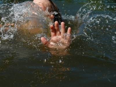 Трагедия в Запорожской области: в сельском озере утонула шестилетняя девочка