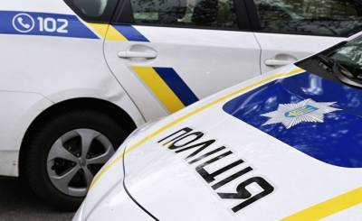 УНІАН (Украина): в Полтаве мужчина с гранатой взял в заложники полицейского, преступнику дали автомобиль - МВД