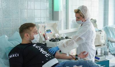 Депутат МГД Шарапова: в Москве заготовлено более тонны плазмы с антителами к COVID-19