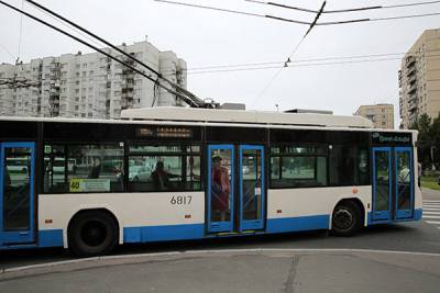 Троллейбусы вернули на Большой проспект Васильевского острова после завершения дорожных работ