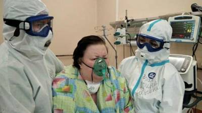В Твери врачи спасли женщину со 100% поражением легких коронавирусом