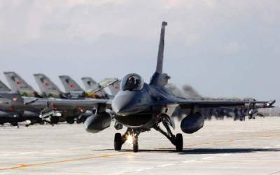 «Чтобы не было так больно, как в Сирии»: Турция перебросит F-16 в Ливию?