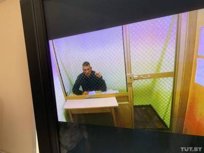 В Могилеве судят Сергея Тихановского — из-за пикета по сбору подписей за выдвижение жены