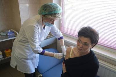 Россия до конца года начнет массовое производство вакцины от COVID-19