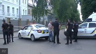 Полтавский злоумышленник отпустил захваченного полицейского