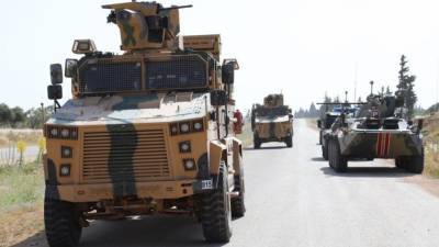 Военные РФ и Турции провели совместное патрулирование в сирийской Хасаке