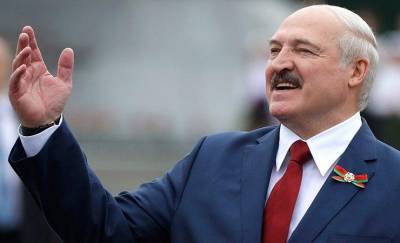 Лукашенко заявил, что выполнил свое обещание про зарплаты белорусам