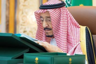 Короля Саудовской Аравии успешно прооперировали