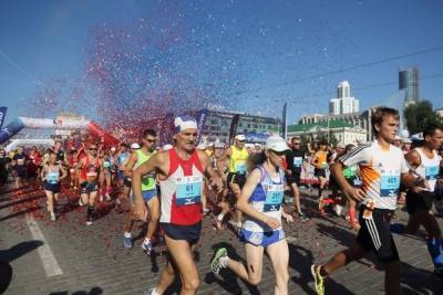 В Екатеринбурге в разгар пандемии коронавируса готовят марафон на несколько тысяч человек