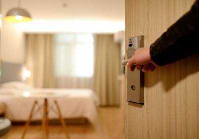 Доходность петербургских отелей снизилась почти на 80%