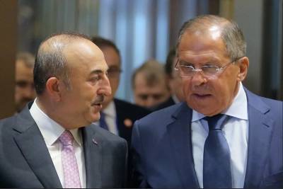 Главы МИД России и Турции обсудили ситуацию на армяно-азербайджанской границе