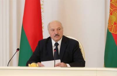 Лукашенко: Все сидят, ждут команды Президента! Что это за отношение к стране?