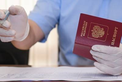 Путин приравнял защиту паспортов от подделок к гостайне