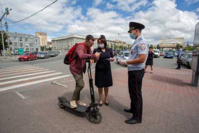 ГИБДД Новосибирска объяснила гироскутеры и моноколеса на тротуарах