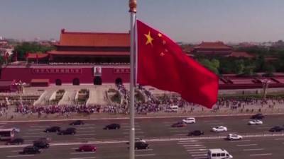 Китай закрывает консульство США в городе Чэнду