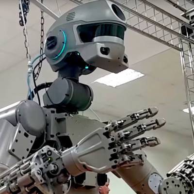 Использование роботов вместо людей в России может облагаться налогом