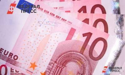Курс евро поднялся выше 83 рублей